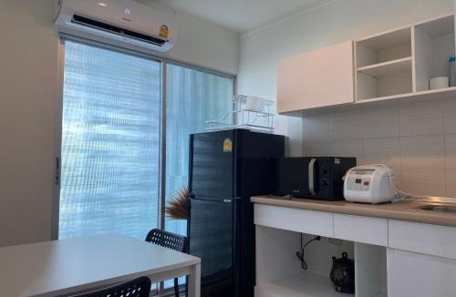 Bang Kra So Apartment | Condo in front MRT Bang Krasor, Nonthaburi, Free Wi-Fi