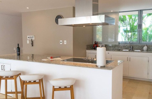 Zazil-ha Apartment | Condo Magic 2 blocks from Coco Beach by Blueplaya
