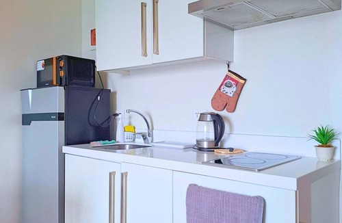 Plainview Condo | Condo near Makati with Free pool & Rockwell View