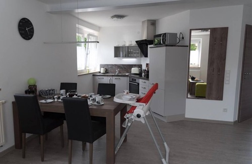 Neusitz Condo | Condo-Private Bathroom-Einhorn