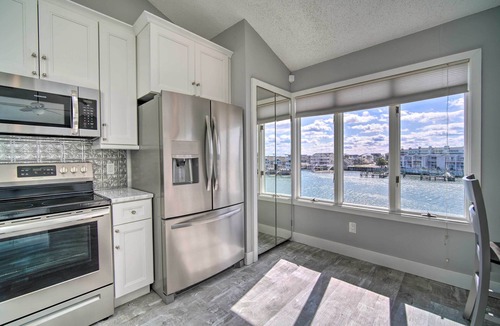 Brigantine Apartment | Condo w/Bay Views ~ 5 Mi to Atlantic City!