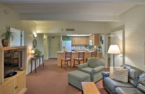 Inner Circle Condo | Condo w/ Pool Access - Walk to Salt River Fields!
