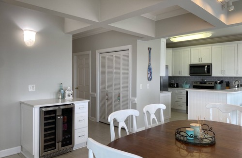 Ocean Isle Beach Condo | Condo with AMAZING Ocean View! July 18-25 DISCOUNTED/partial week considered