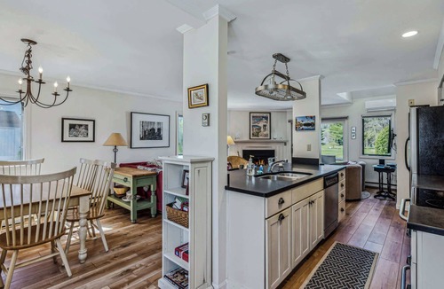 West Hartford Condo | Condo with Fireplace, Lakeland Village, Pet-Friendly