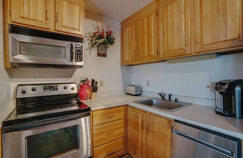 Angel Fire Condo | Condo within walking distance of the Chile Express