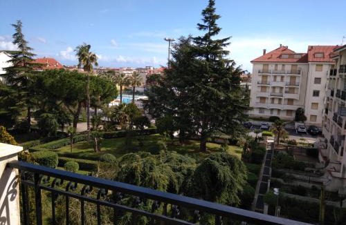 San Bartolomeo al Mare Apartment | Condominio Ariazzurra S. Bart.