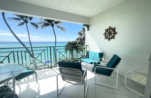 Saint Lawrence Apartment | Condominium apartment in front of Beach