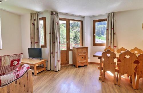 La Perriere Apartment | Confortable 2P+Cabine, Skis aux pieds, proche commerces, 5/6 pers - FR-1-182A-32