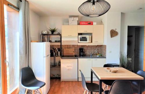 Saint-Etienne-en-Devoluy Apartment | Confortable 4 pièces 8/9 pers, balcon à Superdevoluy - FR-1-504-644