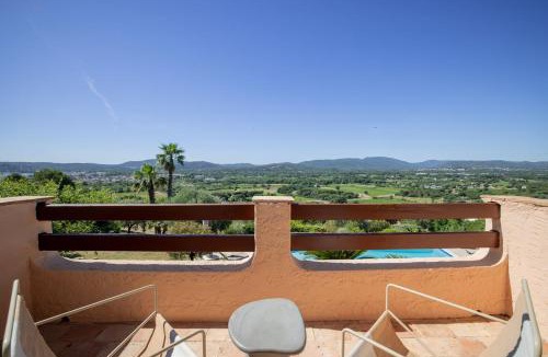 Les Restanques Villa | Confortable Villa North of France- 7BDR
