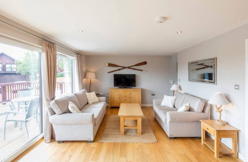 Winnard's Perch Ski Chalet | Constantine Lodge, Hot Tub with for hire