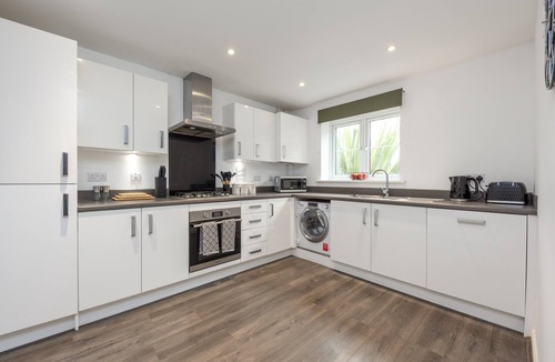 Maidstone House | Contactors*Hospital Staff*4 Bed*Parking