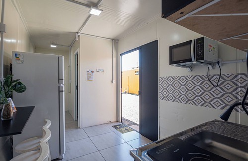 Meia Praia House | Container 4