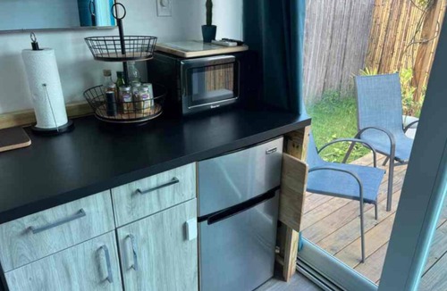 Mediania Alta House | Container Home Glamping by the Beach!