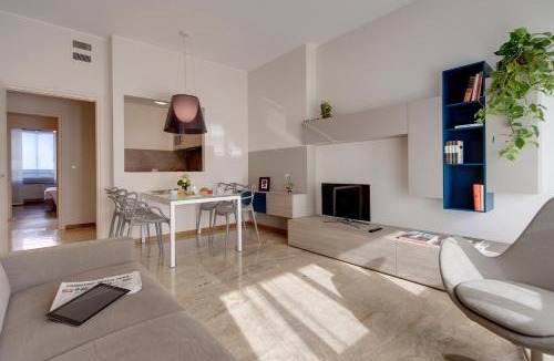 Porta Garibaldi Apartment | Contempora - Elvezia Park - 1bed, 1bath overlooking the park - E21