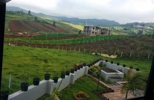 Ooty Villa | Contemporary 2-bedroom villa in Muthorai Palada.