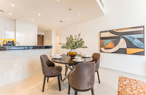 Dubai Apartment | Contemporary 2BR, Mins. Drive to Butterfly Garden
