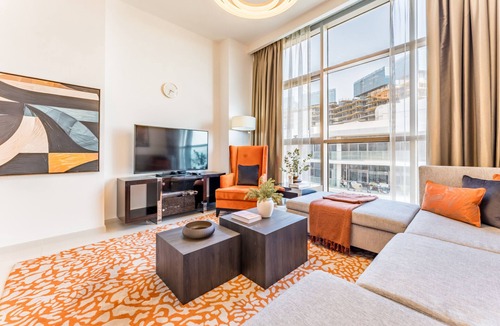 Dubai Apartment | Contemporary 2BR, Mins. Drive to Butterfly Garden