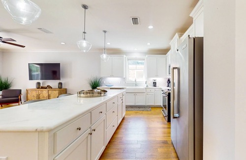Southeast Pensacola House | Contemporary dog-friendly retreat with pool & patio - near shops & attractions