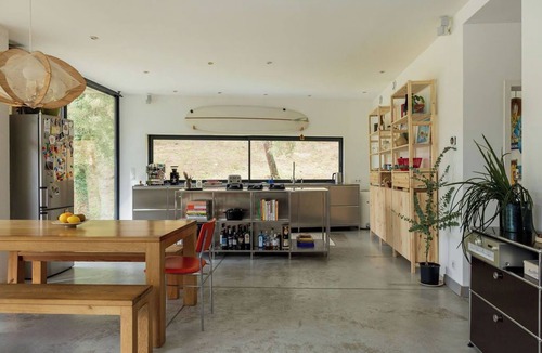 Seignosse House | Contemporary forest edge, heated pool, near beaches and golf