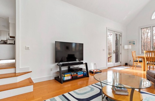Flanders House | Contemporary Hampton Bays home on one acre of manicured lawn, private pool,.