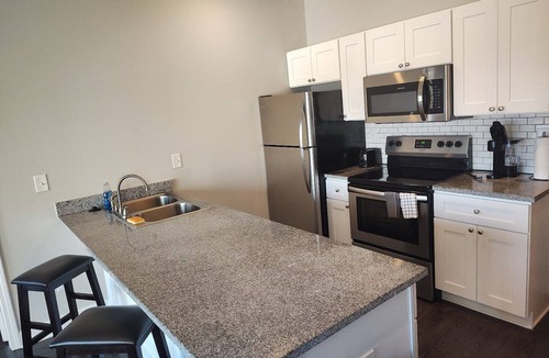 Central Apartment | Contemporary Hideout | 7min to Clemson University