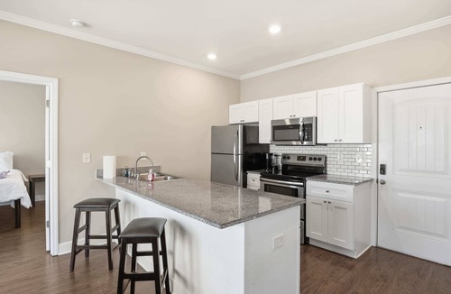 Central Apartment | Contemporary Hideout | 7min to Clemson University