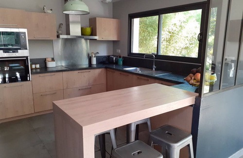 Fuveau House | Contemporary house near Aix en Provence Sainte Victoire view