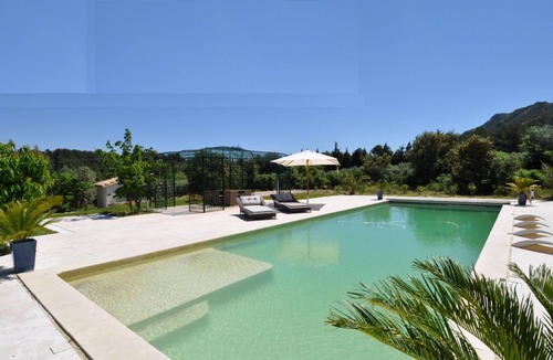 Eygalieres Villa | Contemporary, Interior Designed Villa With Magnificent Views