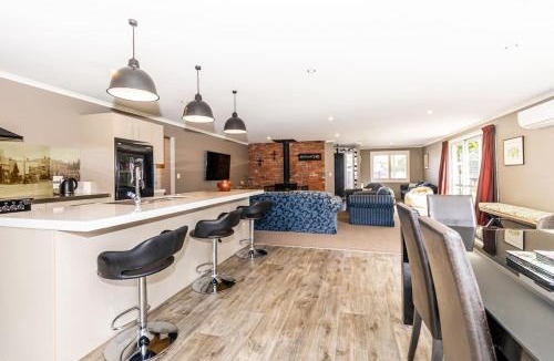 Methven House | Contemporary Methven Abode