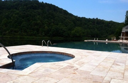 Meadow Bluff House | Contemporary Mountain Home and Estate