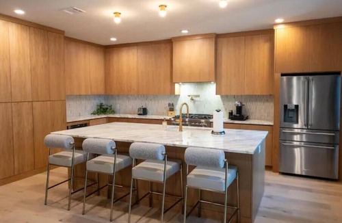 King William House | Contemporary Remodeled Bungalow - Pet Friendly!