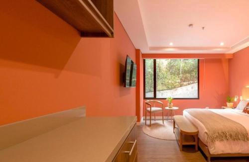 Los Naranjos Apartment | Contemporary Space Steps from El Tesoro 305