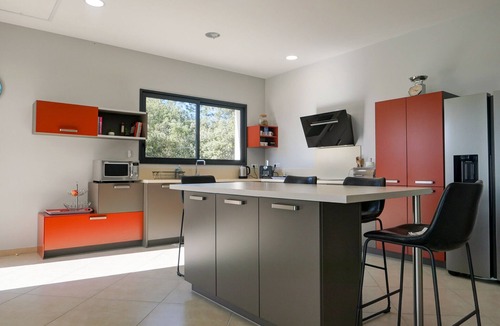Saint-Restitut Villa | Contemporary villa with view and heated pool – St Restitut, Drôme Provençale