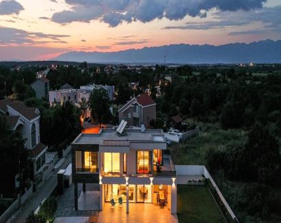 Nin Villa | Contemporary Zadar Villa 4 Bedrooms Villa Barako Prestige