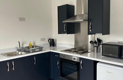 Hull Old Town Hotel | Continental Hotel with access to shared kitchen