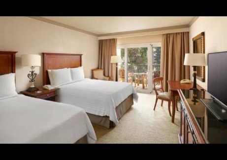 Al Haram Apartment | Continental Pyramids Hotel View