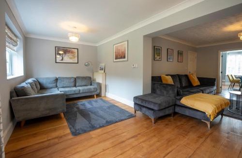 Sleaford House | Contractor & Professional Friendly House