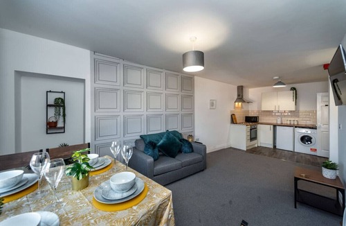 Neath Condo | Contractor Room Kitchen Central Spot