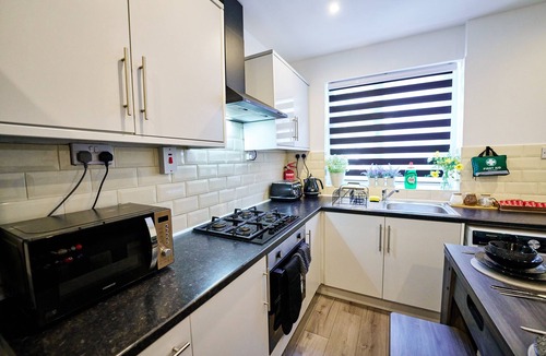 Wyken House | Contractors Accommodation in Coventry by Prospergress Property