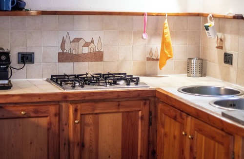 Intra Apartment | Convenience within walking distance of Verbania's lake and nightlife