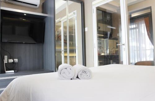 Cimahi Apartment | Convenient 1BR Gateway Pasteur Apartment By Travelio