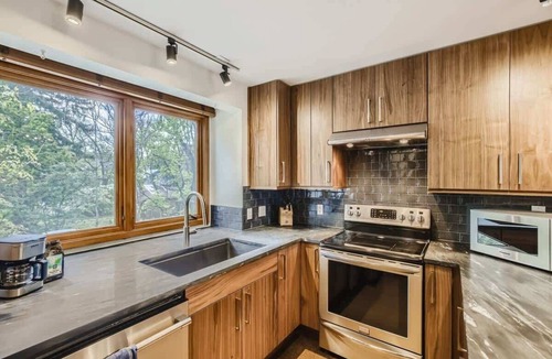 Whittier Apartment | Convenient 2 BDR near all things Downtown Boulder
