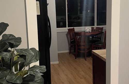 Bremerton House | Convenient 2-bedroom House in downtown Bremerton Perfect for your Getaway