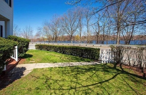 Somerville Apartment | Convenient 2-bedroom apartment with water views by Assembly Row in Somerville