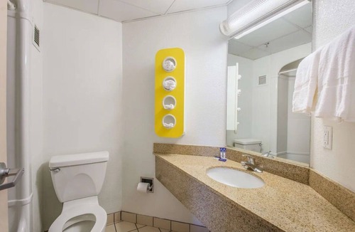 Knoxville Hotel | Convenient Base for Exploring Knoxville – Affordable & Relaxing Stay
