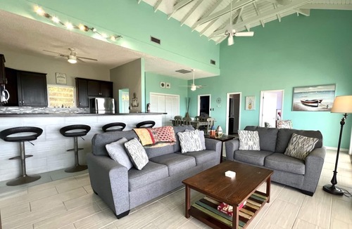 Estate Cotton Valley House | Convenient, clean, private, spacious and ready for your large group or family!