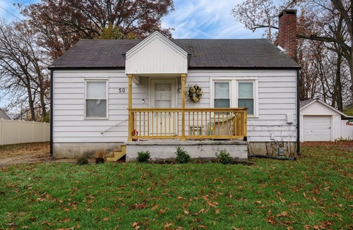 Fairborn House | Convenient Cozy Boho Cottage