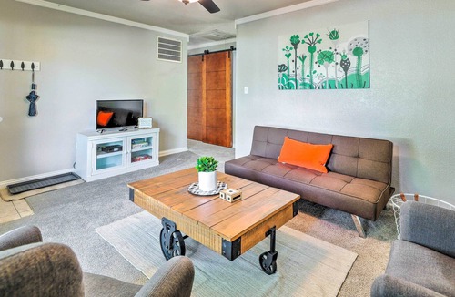 Riverside House | Convenient Dayton Retreat w/ Private Yard!