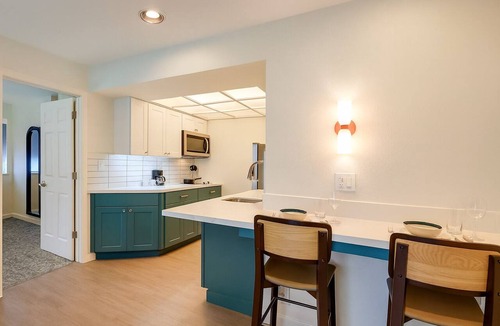San Jose Hotel | Convenient Location! Close to Norman Y. Mineta Airport
